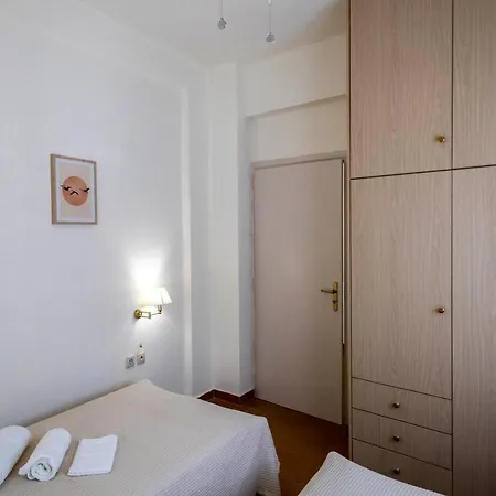 Polymnia Apartment *