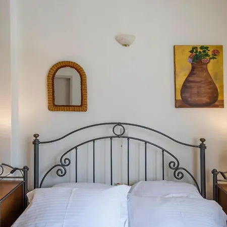 Polymnia * Agios Andonios (Rethymno)